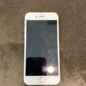 iPhone 6s 64 GB in silver